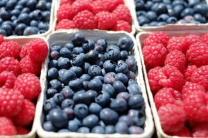 antioxidant foods- berries-blueberries-raspberries