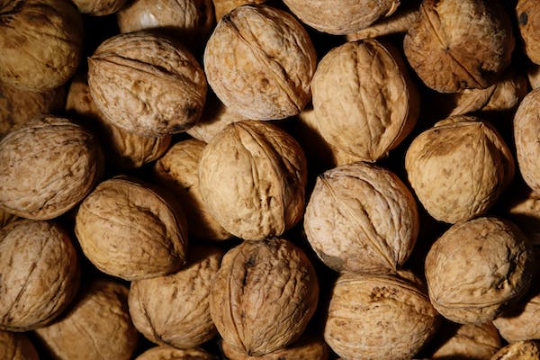 Nuts and Seeds-Walnuts